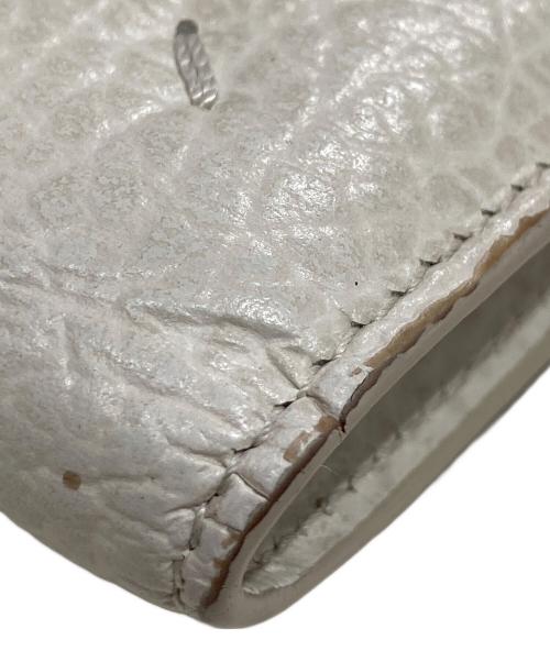 Maison Margiela（メゾンマルジェラ）Maison Margiela (メゾンマルジェラ) 3つ折り財布 ベージュの古着・服飾アイテム