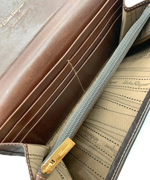 Salvatore Ferragamo（サルヴァトーレ フェラガモ）Salvatore Ferragamo (サルヴァトーレ フェラガモ) 長財布 ダークブラウンの古着・服飾アイテム