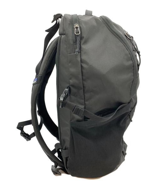Patagonia（パタゴニア）Patagonia (パタゴニア) Refugio Daypack 30L / レフュジオ・デイパック 30L ブラックの古着・服飾アイテム