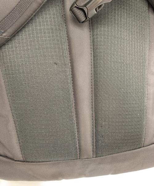 Patagonia（パタゴニア）Patagonia (パタゴニア) Refugio Daypack 30L / レフュジオ・デイパック 30L ブラックの古着・服飾アイテム