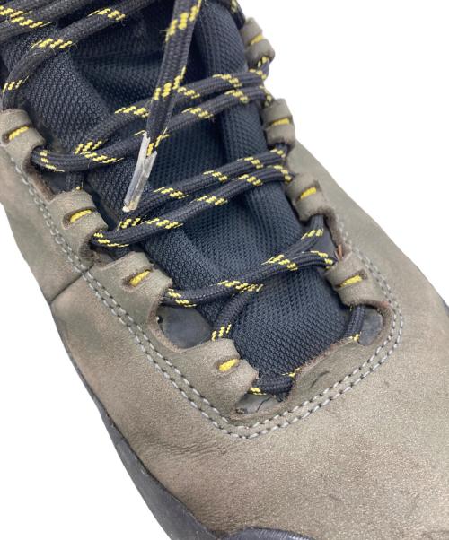 LA SPORTIVA（スポルティバ）LA SPORTIVA (スポルティバ) トレッキングシューズ ブラック×イエロー サイズ:US9の古着・服飾アイテム