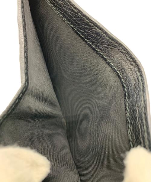 MIU MIU（ミュウミュウ）MIU MIU (ミュウミュウ) 2つ折り財布 ブラックの古着・服飾アイテム