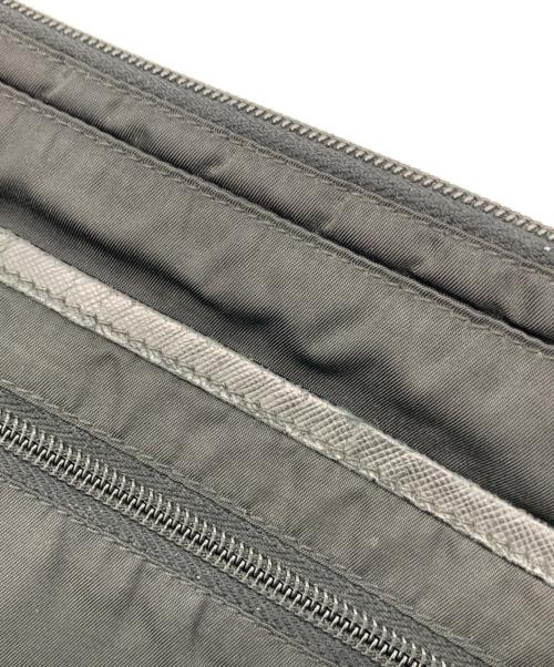 PRADA（プラダ）PRADA (プラダ) ショルダーバッグ ブラックの古着・服飾アイテム