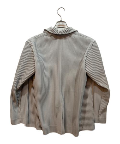 HOMME PLISSE ISSEY MIYAKE（オム プリッセ イッセイ ミヤケ）HOMME PLISSE ISSEY MIYAKE (オムプリッセ イッセイ ミヤケ) プリーツジャケット ポロシャツ グレー サイズ:1の古着・服飾アイテム