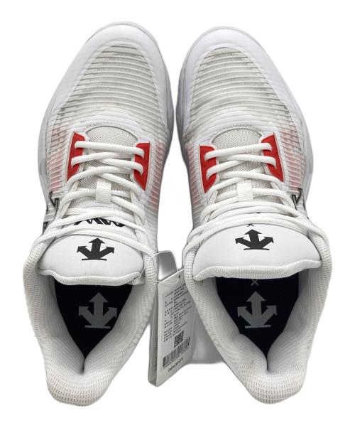 DESCENTE（デサント）DESCENTE (デサント) スニーカー ホワイト サイズ:26.5cmの古着・服飾アイテム