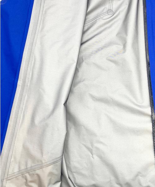 ARC'TERYX（アークテリクス）ARC'TERYX (アークテリクス) Norvan Shell Jacket / ノーバン シェル ジャケット ブルー×ネイビー サイズ:S/P 未使用品の古着・服飾アイテム