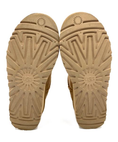 UGG（アグ）UGG (アグ) Classic Ultra Mini Platform ブラウン サイズ:US7の古着・服飾アイテム