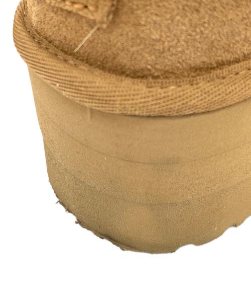 UGG（アグ）UGG (アグ) Classic Ultra Mini Platform ブラウン サイズ:US7の古着・服飾アイテム