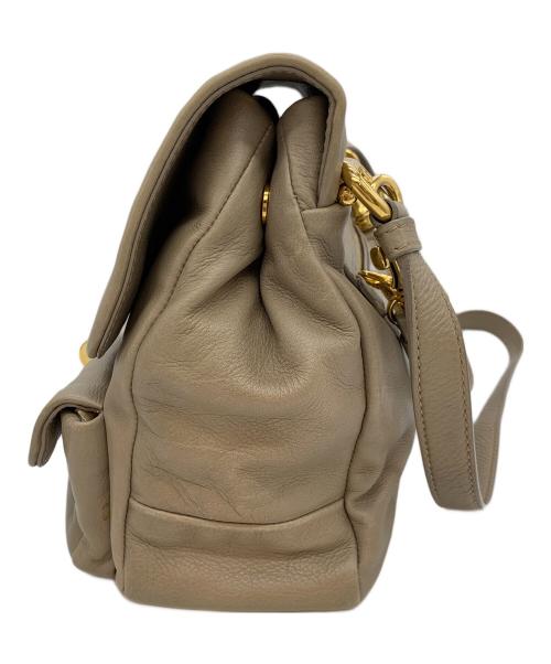 MIU MIU（ミュウミュウ）MIU MIU (ミュウミュウ) 2WAYバッグ グレーの古着・服飾アイテム