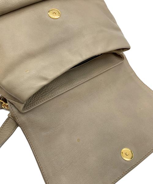 MIU MIU（ミュウミュウ）MIU MIU (ミュウミュウ) 2WAYバッグ グレーの古着・服飾アイテム