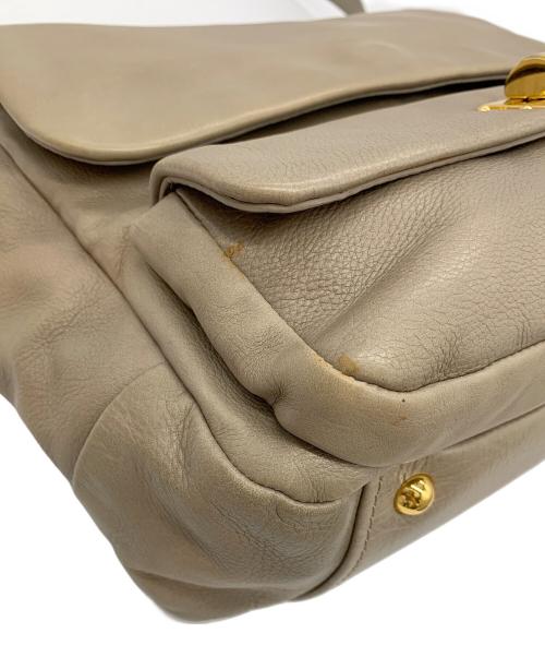 MIU MIU（ミュウミュウ）MIU MIU (ミュウミュウ) 2WAYバッグ グレーの古着・服飾アイテム