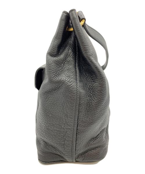 MIU MIU（ミュウミュウ）MIU MIU (ミュウミュウ) ショルダーバッグ ブラックの古着・服飾アイテム