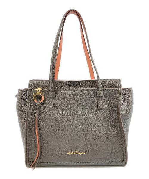 Salvatore Ferragamo（サルヴァトーレ フェラガモ）Salvatore Ferragamo (サルヴァトーレ フェラガモ) ガンチーニトートバッグ チャコールグレーの古着・服飾アイテム