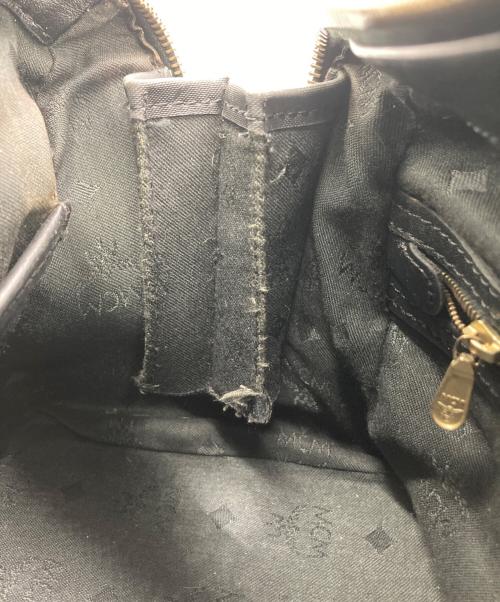 MCM（エムシーエム）MCM (エムシーエム) ボストンバッグ ブラックの古着・服飾アイテム