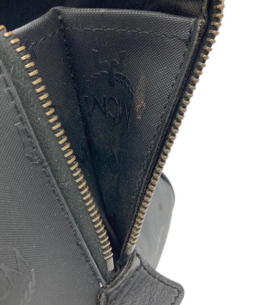 MCM（エムシーエム）MCM (エムシーエム) ボストンバッグ ブラックの古着・服飾アイテム
