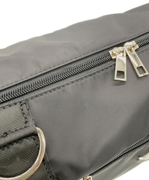 REFLEM（レフレム）REFLEM (レフレム) Dリングデザインショルダーバッグ ブラックの古着・服飾アイテム