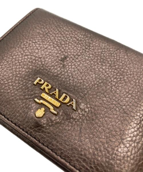 PRADA（プラダ）PRADA (プラダ) 2つ折り財布 ブラウンの古着・服飾アイテム