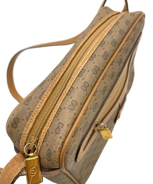 GUCCI（グッチ）GUCCI (グッチ) ショルダーバッグ ベージュの古着・服飾アイテム