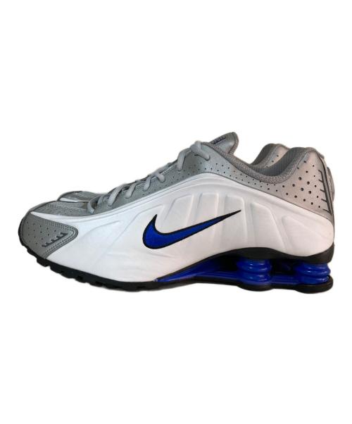 NIKE（ナイキ）NIKE (ナイキ) SHOX R4 Men's グレー×ホワイト サイズ:28.5の古着・服飾アイテム
