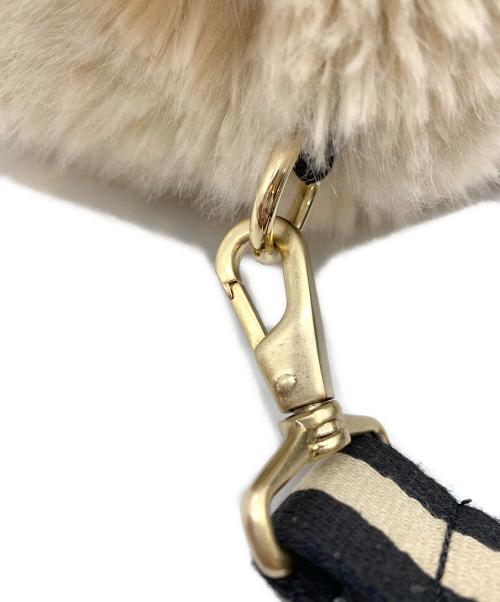 a point（アポワン）a point (アポワン) ファーショルダーバッグ ベージュの古着・服飾アイテム