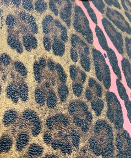 DOLCE & GABBANA（ドルチェ＆ガッバーナ）DOLCE & GABBANA (ドルチェ＆ガッバーナ) クラッチバッグ ベージュの古着・服飾アイテム