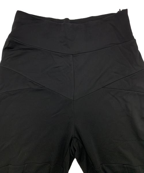 AKANE UTSUNOMIYA（アカネウツノミヤ）AKANE UTSUNOMIYA (アカネウツノミヤ) フレアパンツ ブラック サイズ:36の古着・服飾アイテム