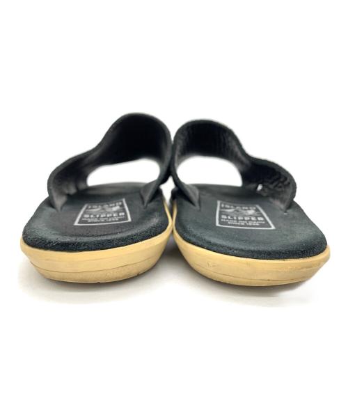 ISLAND SLIPPER（アイランドスリッパ）ISLAND SLIPPER (アイランドスリッパ) スウェードサンダル ブラック サイズ:8の古着・服飾アイテム