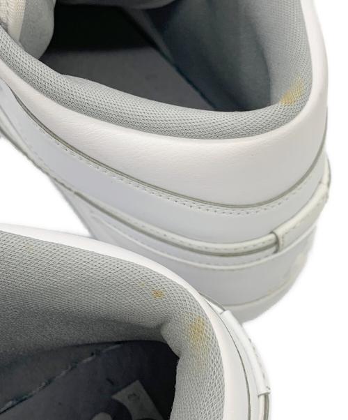NIKE（ナイキ）NIKE (ナイキ) AIR JORDAN 1 MID WHITE WOLF GREY (2016) / エアジョーダン1 ミッド ホワイト ウルフ グレー (2016)  ホワイト サイズ:US10.5の古着・服飾アイテム