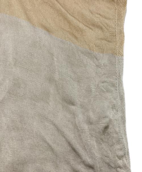 ISSEY MIYAKE（イッセイミヤケ）ISSEY MIYAKE (イッセイミヤケ) 薄手ニット ベージュ サイズ:2の古着・服飾アイテム