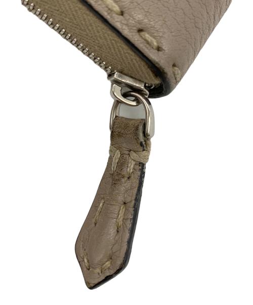 FENDI（フェンディ）FENDI (フェンディ) コインケース ベージュの古着・服飾アイテム