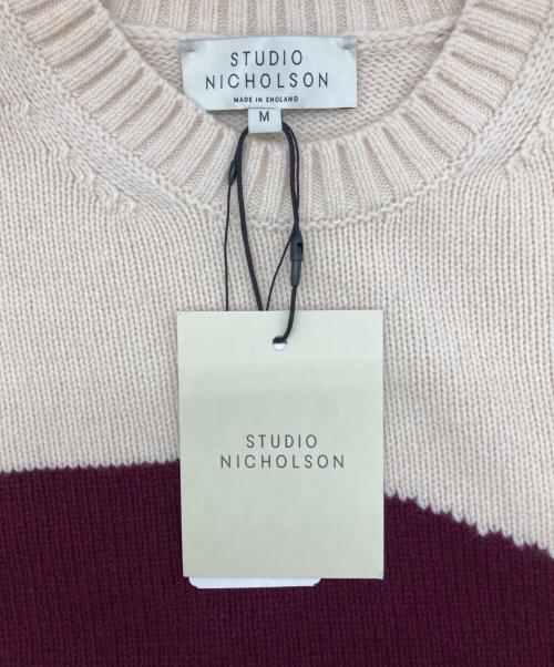 STUDIO NICHOLSON（スタジオ ニコルソン）STUDIO NICHOLSON (スタジオ ニコルソン) 厚手ニット アイボリー×パープル サイズ:M 未使用品の古着・服飾アイテム