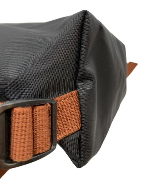 LONGCHAMP（ロンシャン）LONGCHAMP (ロンシャン) リュック ブラック×ブラウンの古着・服飾アイテム