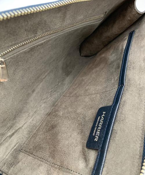 BARNEYS NEWYORK（バーニーズ・ニューヨーク）BARNEYS NEWYORK (バーニーズ・ニューヨーク) クラッチバッグ ネイビーの古着・服飾アイテム