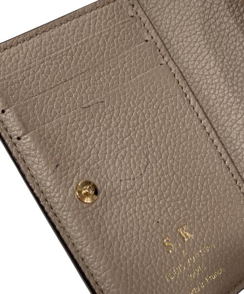 LOUIS VUITTON（ルイ ヴィトン）LOUIS VUITTON (ルイ ヴィトン) ポルトフォイユクレア ベージュの古着・服飾アイテム