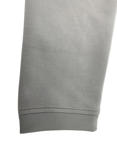 EMPORIO ARMANI（エンポリオアルマーニ）EMPORIO ARMANI (エンポリオアルマーニ) スウェット グレー サイズ:Mの古着・服飾アイテム