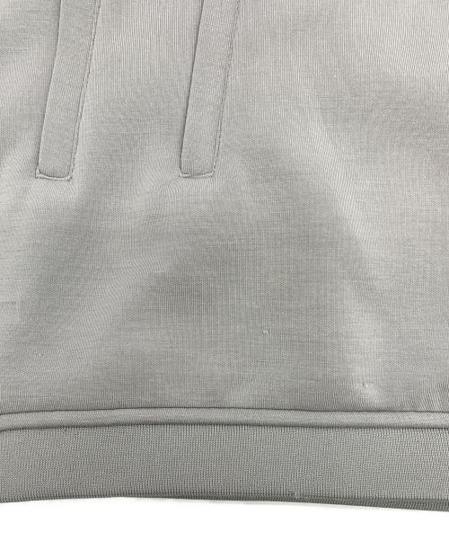 EMPORIO ARMANI（エンポリオアルマーニ）EMPORIO ARMANI (エンポリオアルマーニ) スウェット グレー サイズ:Mの古着・服飾アイテム