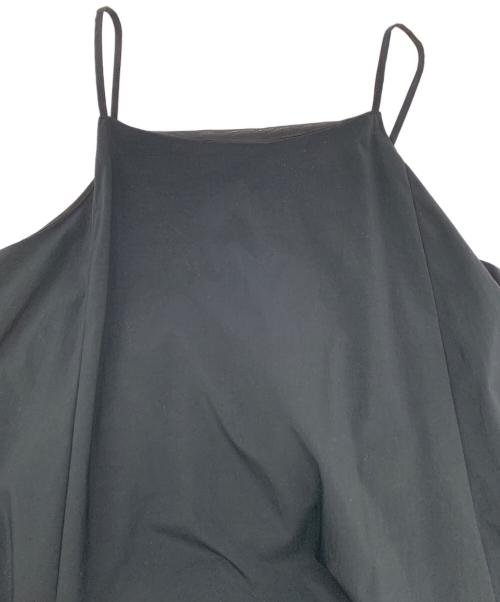 e/rm（イーアールエム）e/rm (イーアールエム) バルーンキャミソールワンピース ブラック サイズ:Fの古着・服飾アイテム