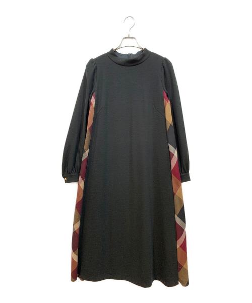 BLUE LABEL CRESTBRIDGE（ブルーレーベルクレストブリッジ）BLUE LABEL CRESTBRIDGE (ブルーレーベルクレストブリッジ) 長袖ワンピース ブラック サイズ:38の古着・服飾アイテム