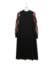 BLUE LABEL CRESTBRIDGE（ブルーレーベルクレストブリッジ）の古着「長袖ワンピース」｜ブラック