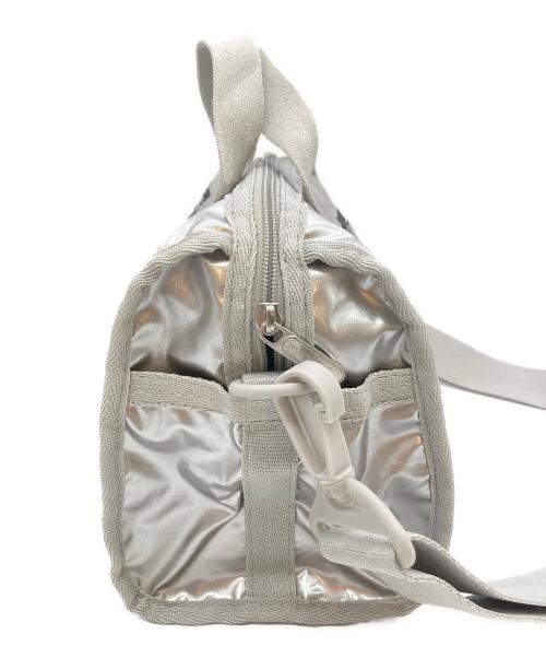 LeSportsac（レスポートサック）LeSportsac (レスポートサック) 2WAYショルダーバッグ シルバーの古着・服飾アイテム
