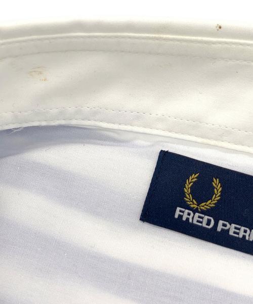 FRED PERRY（フレッドペリー）FRED PERRY (フレッドペリー) 長袖シャツ ホワイト×ブルー サイズ:Lの古着・服飾アイテム