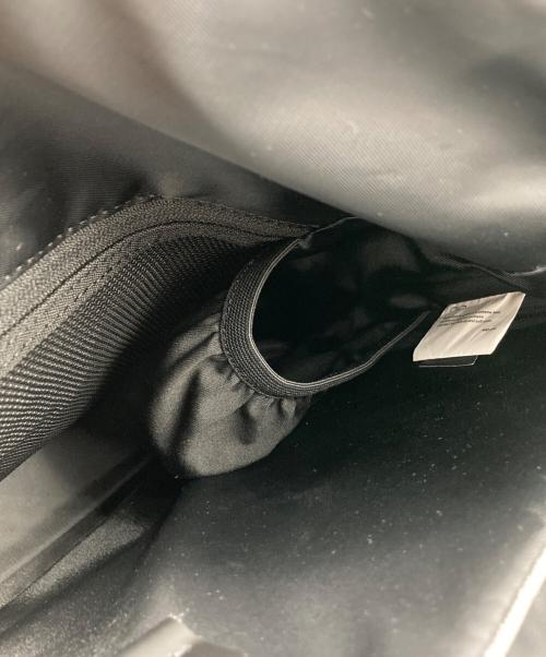 radiant（ラディアント）radiant (ラディアント) スリングバッグ グレーの古着・服飾アイテム