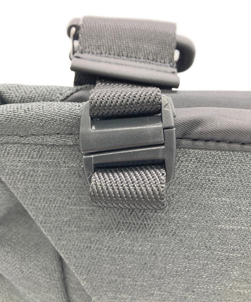 radiant（ラディアント）radiant (ラディアント) スリングバッグ グレーの古着・服飾アイテム