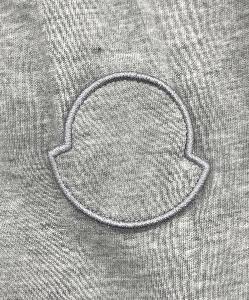 MONCLER（モンクレール）MONCLER (モンクレール) Tシャツ グレー サイズ:Mの古着・服飾アイテム
