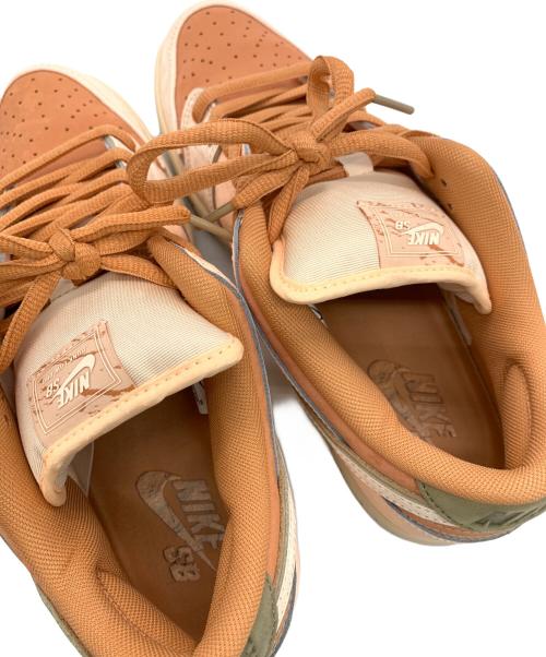NIKE（ナイキ）NIKE SB Dunk Low Pro PRM Crimson Tint and Amber Brown/Trocadero Gardens / クリムゾンティント アンド アンバーブラウン/トロカデロ ガーデンズ サイズ:US/10.5の古着・服飾アイテム