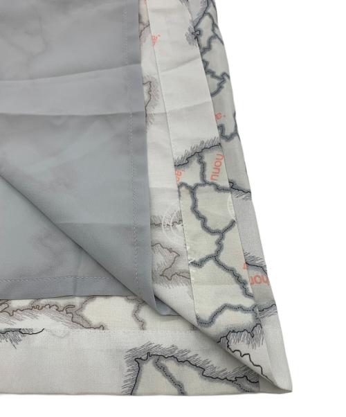 BEARDSLEY（ビアズリー）BEARDSLEY (ビアズリー) ライトコート ホワイト サイズ:F 未使用品の古着・服飾アイテム