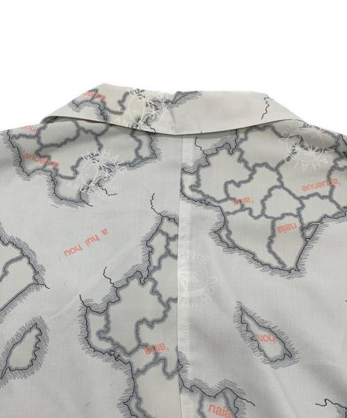 BEARDSLEY（ビアズリー）BEARDSLEY (ビアズリー) ライトコート ホワイト サイズ:F 未使用品の古着・服飾アイテム