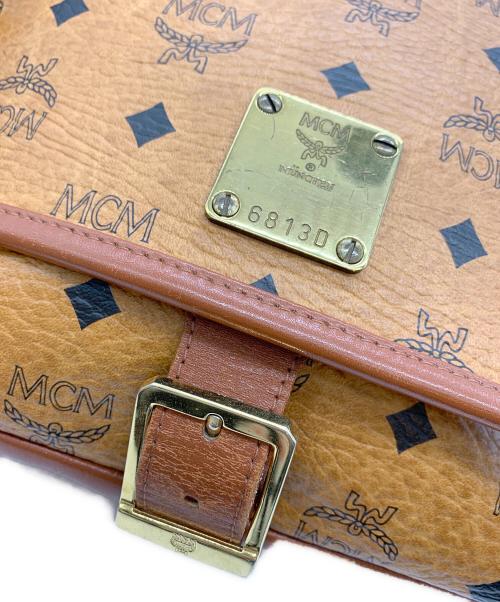 MCM（エムシーエム）MCM (エムシーエム) ショルダーバッグ ブラウンの古着・服飾アイテム
