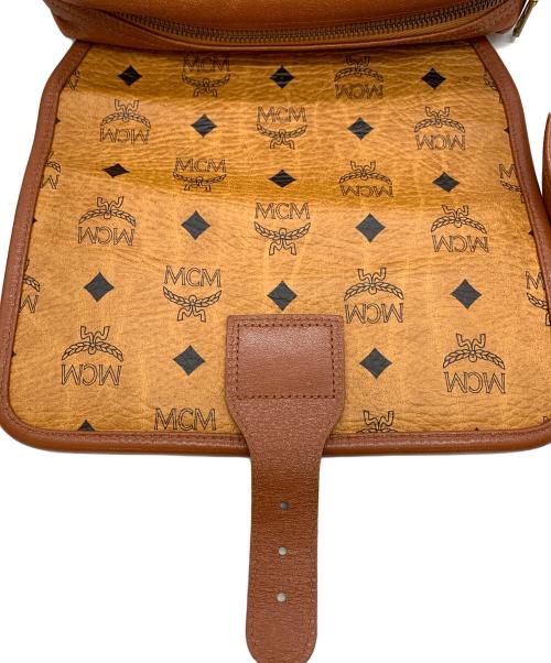 MCM（エムシーエム）MCM (エムシーエム) ショルダーバッグ ブラウンの古着・服飾アイテム