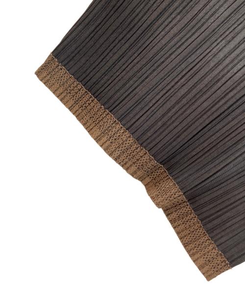 PLEATS PLEASE（プリーツプリーズ）PLEATS PLEASE (プリーツプリーズ) ISSEY MIYAKE (イッセイミヤケ) プリーツカットソー ブラック サイズ:3の古着・服飾アイテム